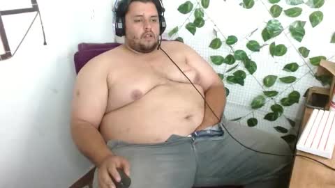 Snapshot of altairstudiosboy chatting on 2, 10, 2025 Jhosep online show from 2, 10, 2025