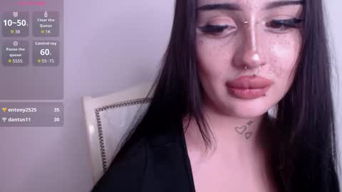 Alter online show from 19, 10, 2025