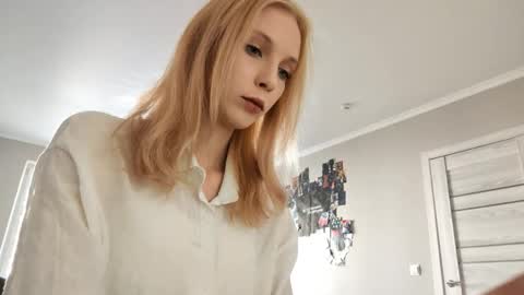 May online show from 14, 9, 2025