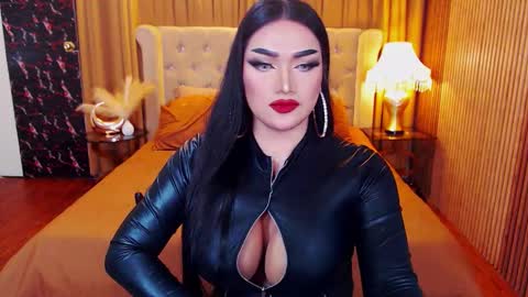 Alura Jhenson online show from 18, 9, 2025