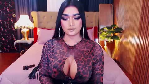 Alura Jhenson online show from 11, 2, 2026