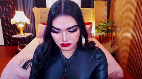 Alura Jhenson online show from 8, 4, 2026