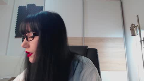 Alice online show from 19, 11, 2025