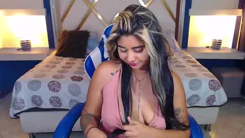 Snapshot of alyshachopra chatting on 2, 3, 2025 ALYSHA online show from 2, 3, 2025