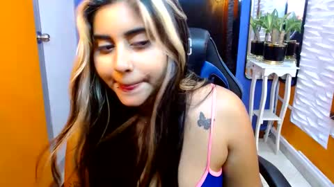 Snapshot of alyshachopra chatting on 7, 3, 2025 ALYSHA online show from 7, 3, 2025