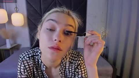 Snapshot of alysiasun chatting on 11, 9, 2025 Alysia online show from 11, 9, 2025