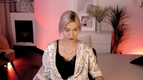 Snapshot of alysiasun chatting on 29, 9, 2025 Alysia online show from 29, 9, 2025