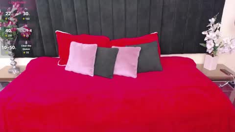 ALYSON Y ETHAN online show from 19, 1, 2026