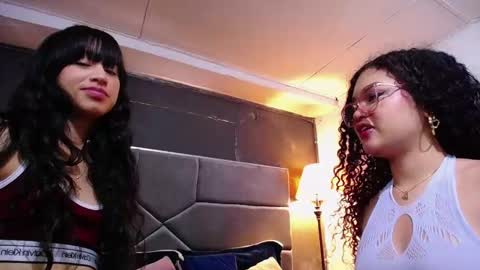 ALYSON Y ETHAN online show from 3, 3, 2026