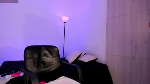 Alyson online show from 9, 3, 2025