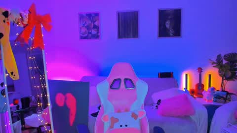 alyssa_smitt online show from 27, 2, 2025