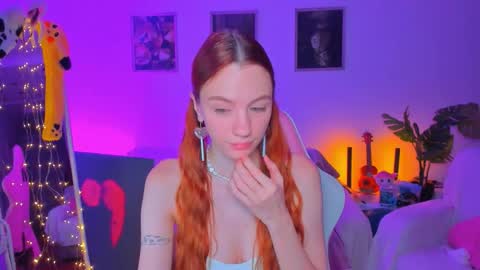 alyssa_smitt online show from 8, 9, 2025