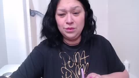 Alyssiaamorexo online show from 4, 3, 2025