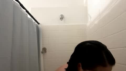 Alyssiaamorexo online show from 31, 10, 2025