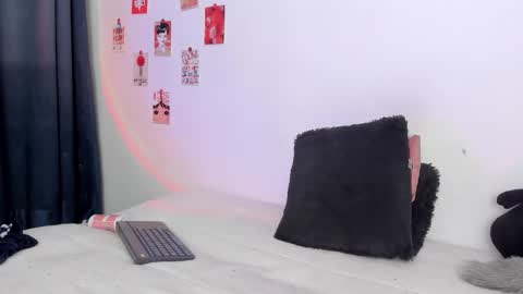Snapshot of alyxroses chatting on 27, 1, 2025    online show from 27, 1, 2025