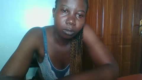 Snapshot of am_creme_delight chatting on 23, 4, 2026 am_creme_delight online show from 23, 4, 2026