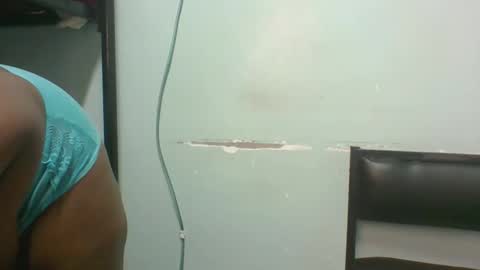 Snapshot of am_creme_delight chatting on 24, 5, 2026 am_creme_delight online show from 24, 5, 2026
