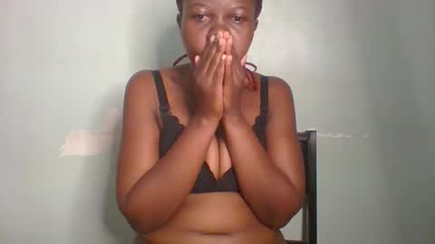 Snapshot of am_creme_delight chatting on 31, 5, 2026 am_creme_delight online show from 31, 5, 2026