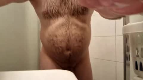 Snapshot of amadeusz chatting on 4, 2, 2025 amadeusz online show from 4, 2, 2025