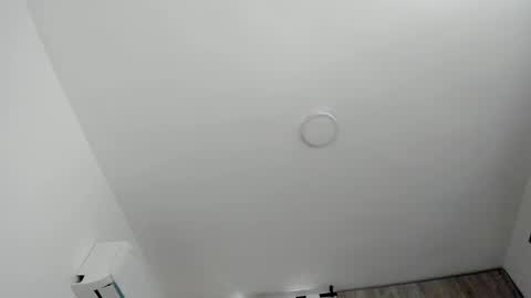 Amaia Mendoza online show from 19, 2, 2025