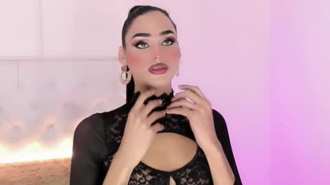 Snapshot of amal_baddel_ chatting on 19, 12, 2025 amal_baddel_ online show from 19, 12, 2025