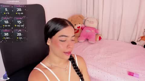 Amalia    real MIA  online show from 10, 10, 2025