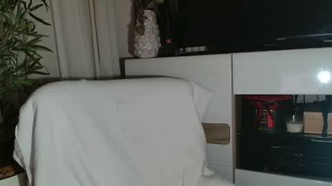 Angel or Demon online show from 31, 3, 2026