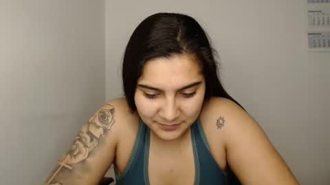 The queen of the biceps  online show from 3, 2, 2025