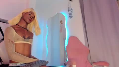 amandaa_fox_ online show from 25, 6, 2026