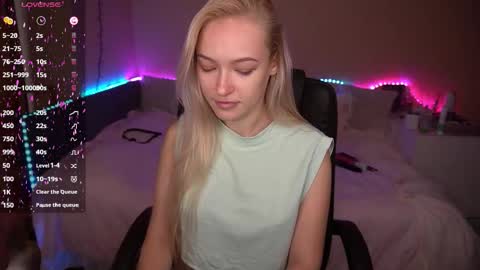 Snapshot of amandaafire chatting on 5, 10, 2025 Amanda online show from 5, 10, 2025