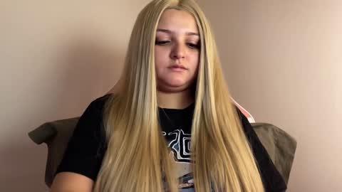 Amandha online show from 9, 1, 2025