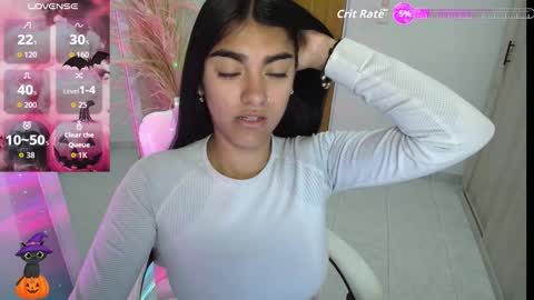 Snapshot of amara_silk chatting on 17, 10, 2025 amara_silk online show from 17, 10, 2025
