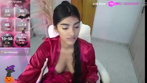 Snapshot of amara_silk chatting on 21, 10, 2025 amara_silk online show from 21, 10, 2025