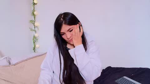 Amara Vega  online show from 3, 6, 2026