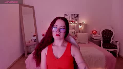 amaraa_couper1 online show from 9, 1, 2026