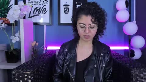 Emily online show from 9, 2, 2025