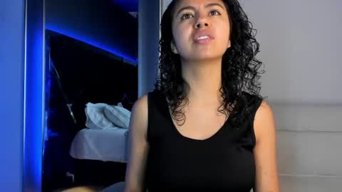 Snapshot of amarettho chatting on 26, 6, 2026 Emily online show from 26, 6, 2026
