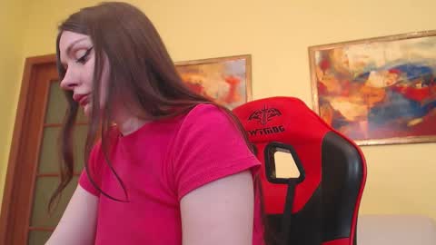 Snapshot of amazing_agness chatting on 11, 10, 2025 amazing_agness online show from 11, 10, 2025