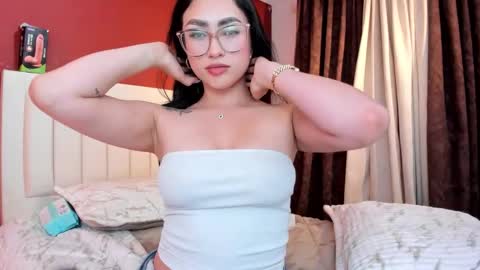 Sara  online show from 24, 9, 2025