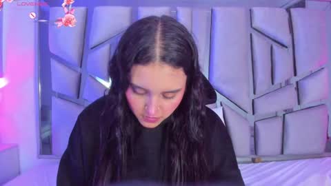   online show from 5, 3, 2025