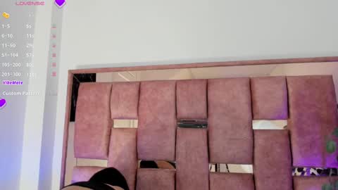   online show from 26, 9, 2025