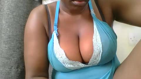 Snapshot of ambar_jasiri chatting on 24, 12, 2024 Mia online show from 24, 12, 2024