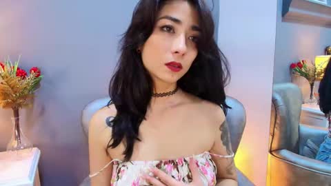 CALL ME ABRIL online show from 7, 2, 2026