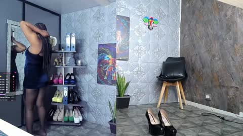 ambar rose2  online show from 23, 1, 2025