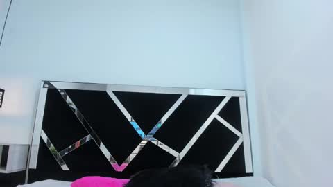 Snapshot of ambbermoon chatting on 31, 1, 2025 online show from 31, 1, 2025