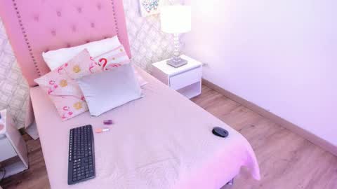 amber  ferrera online show from 14, 2, 2026