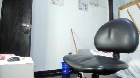 Amber online show from 7, 3, 2025