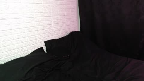 Snapshot of amber_rouss chatting on 10, 1, 2025 ROUSS online show from 10, 1, 2025