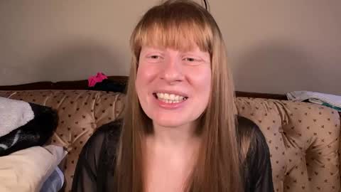 Amberglo Anderson online show from 20, 5, 2026