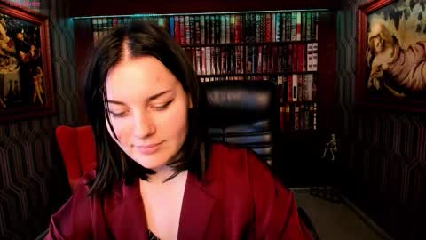 ambergoeshard online show from 11, 3, 2026